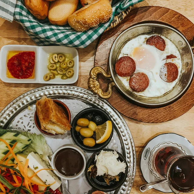 Serpme Kahvaltı